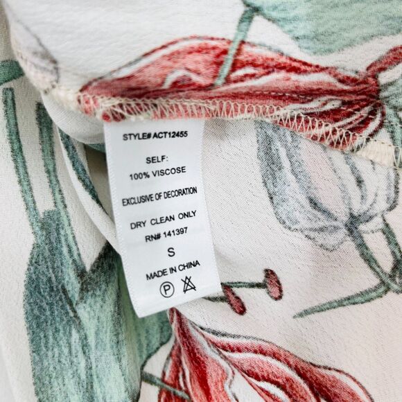 ASTR Floral Chavelle Off the Shoulder Blouse, Sz Small, Fairy Whimsy Peasant - Picture 8 of 8